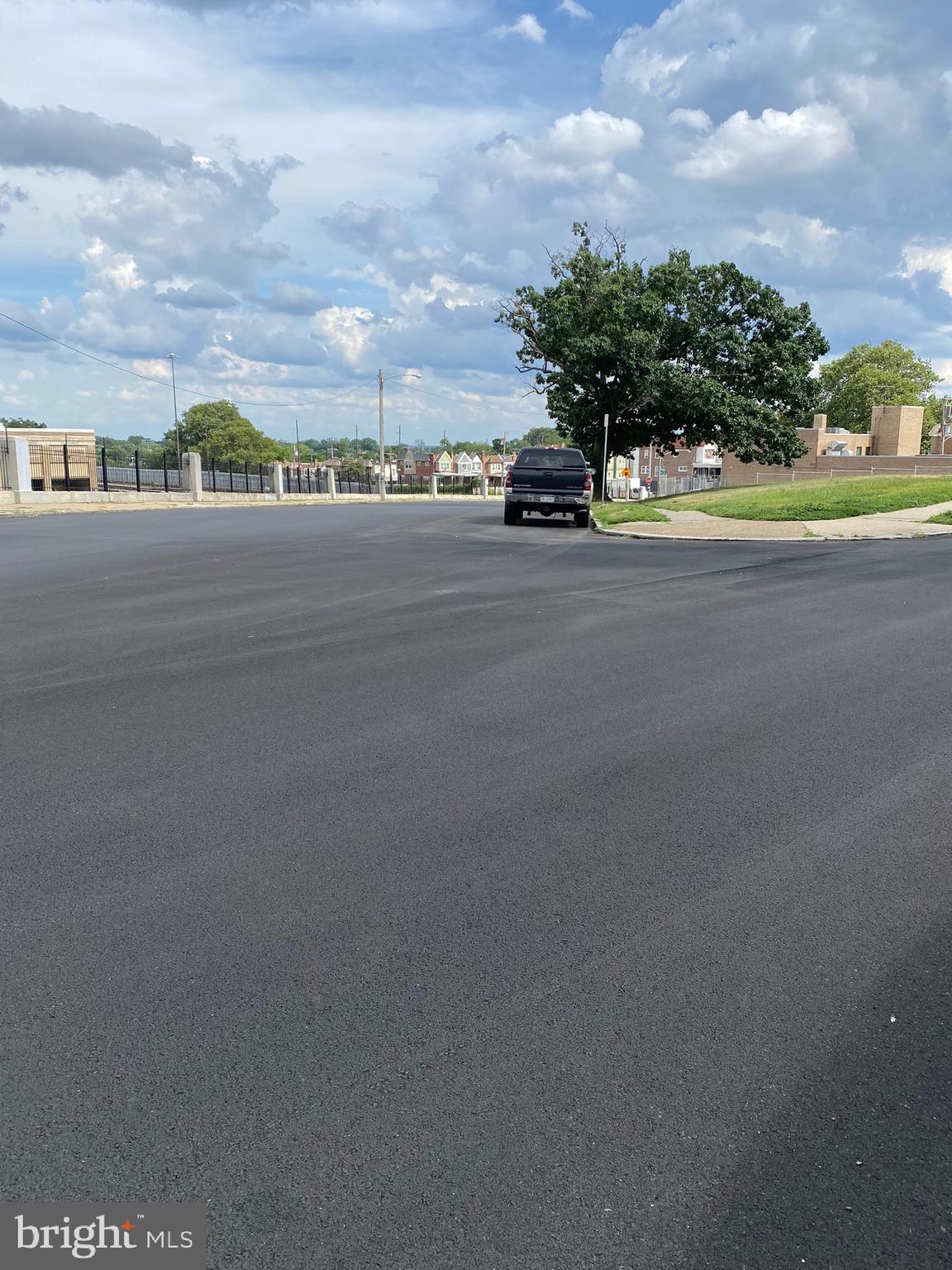 FERN ROCK - Residential