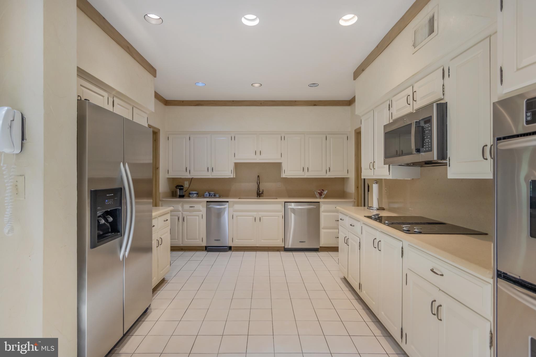 6101 DAVENPORT TERRACE