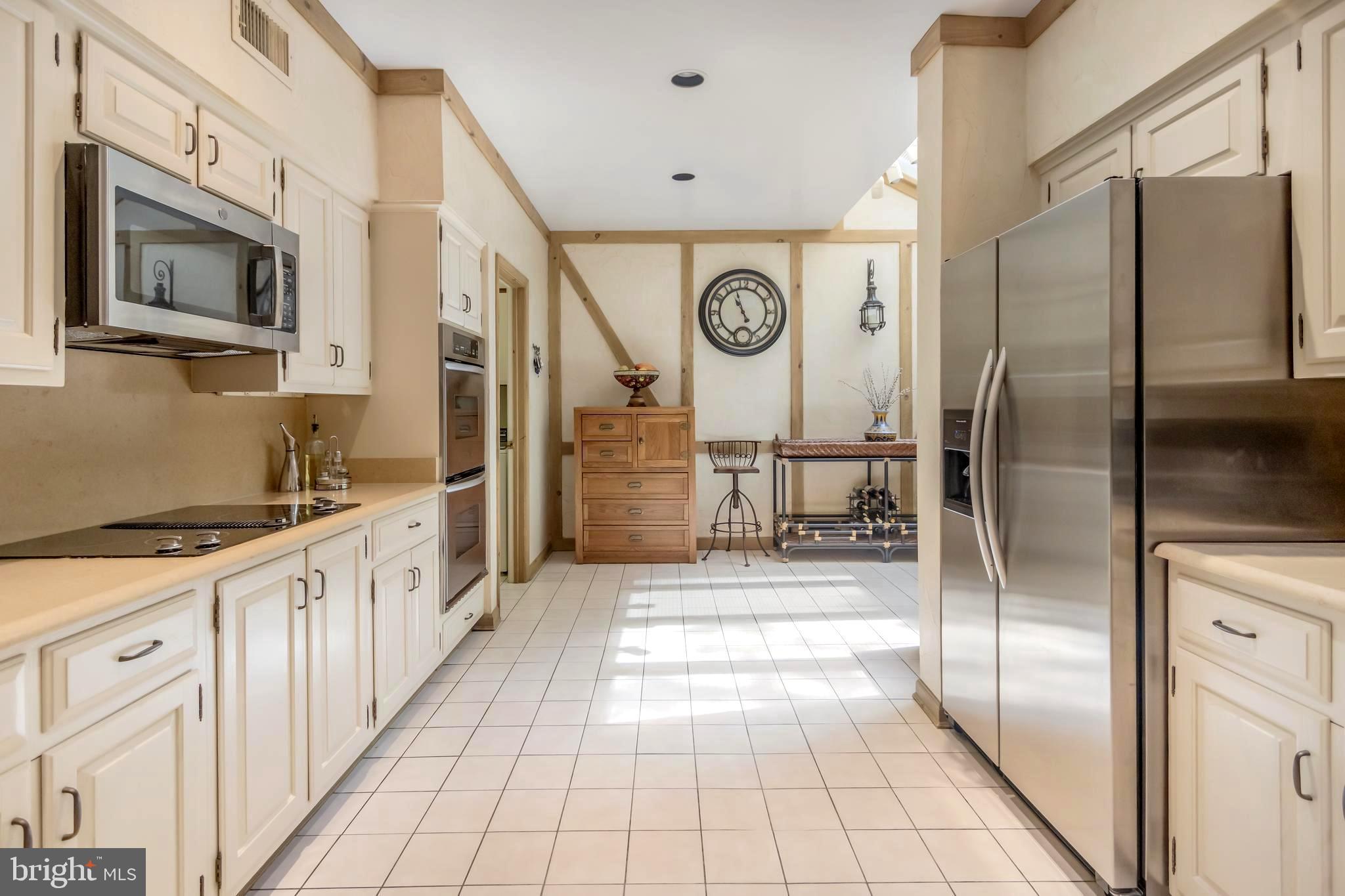 6101 DAVENPORT TERRACE