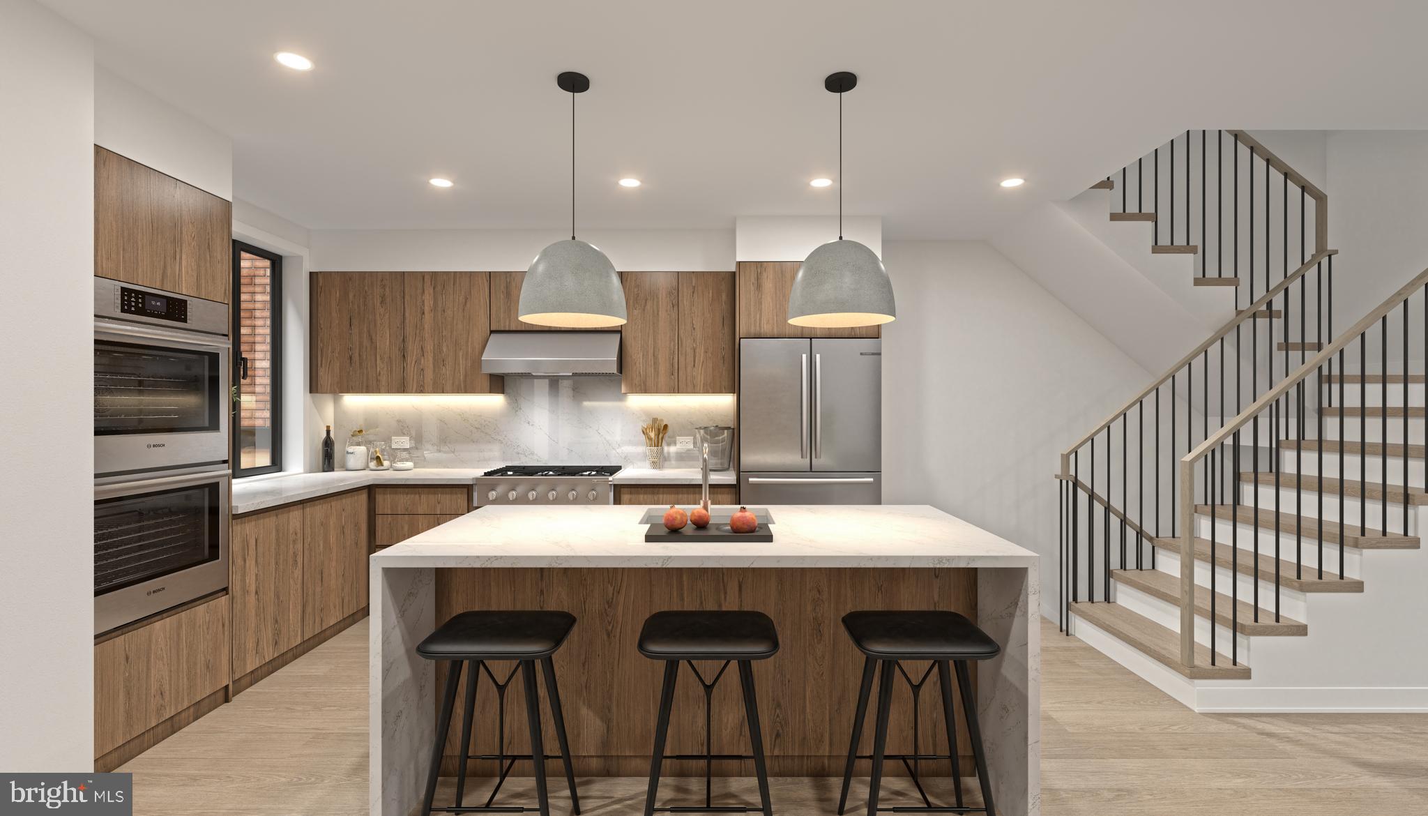 LOGAN SQUARE - Residential