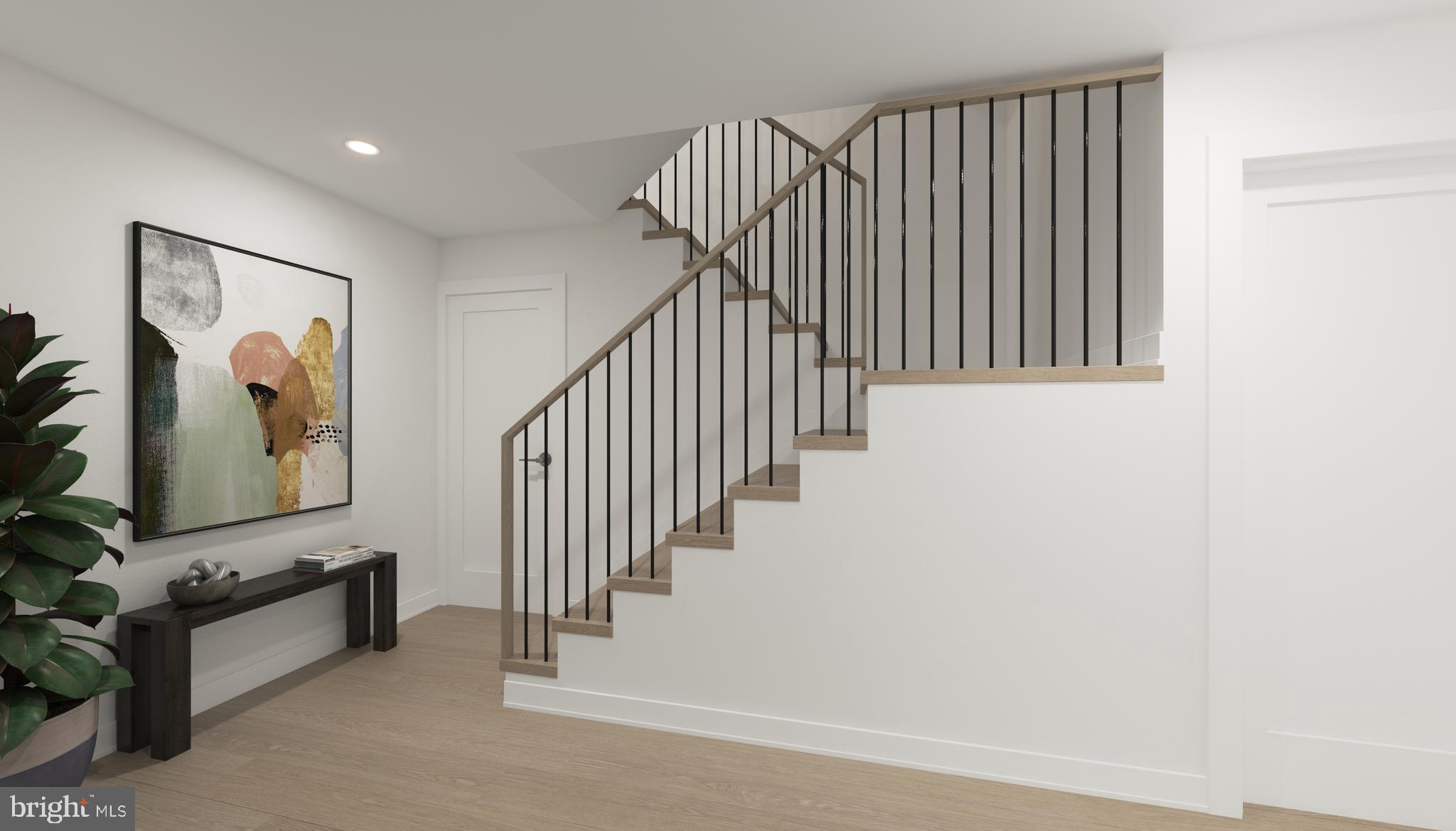 LOGAN SQUARE - Residential