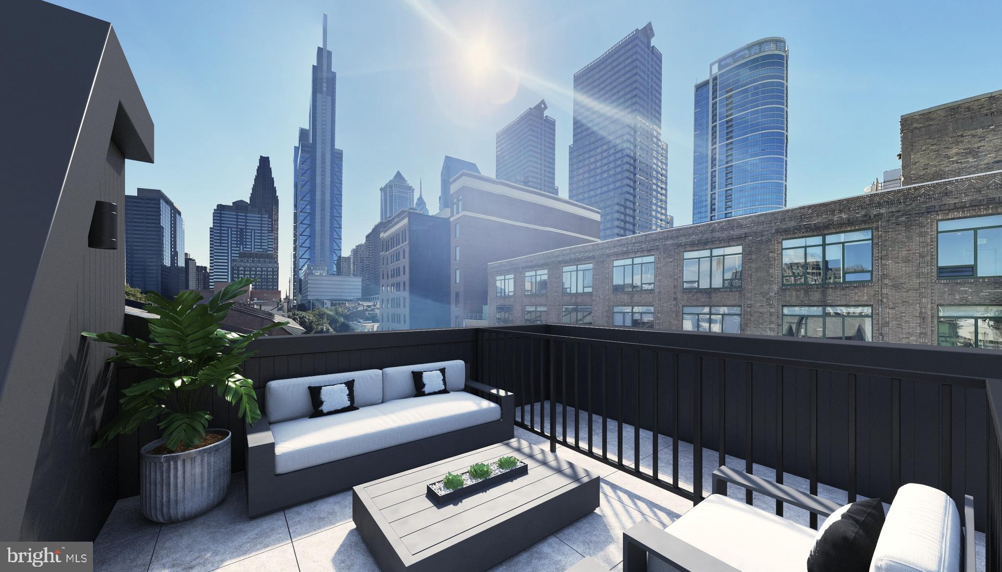 LOGAN SQUARE - Residential