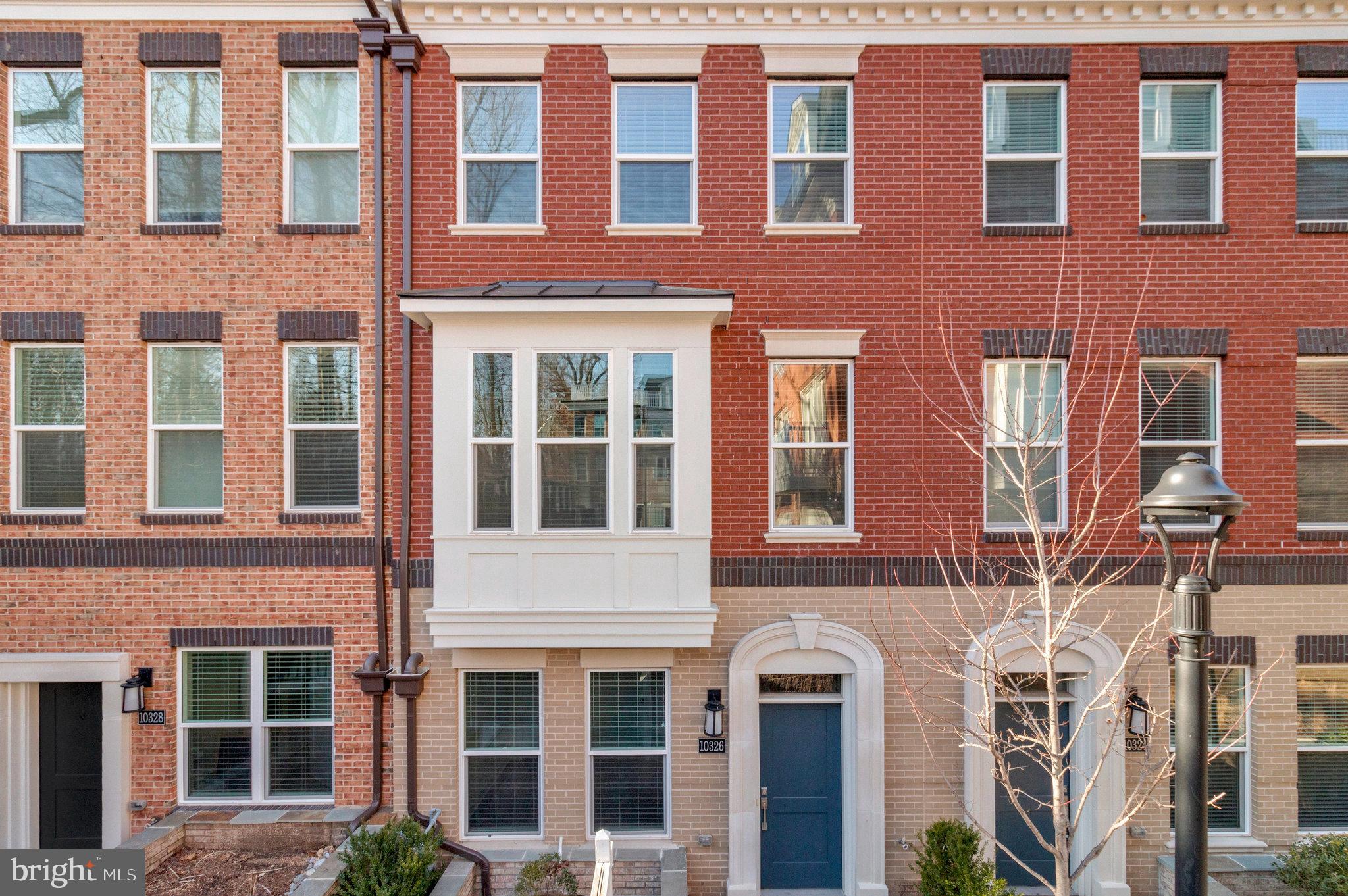 10326 GROSVENOR PLACE
