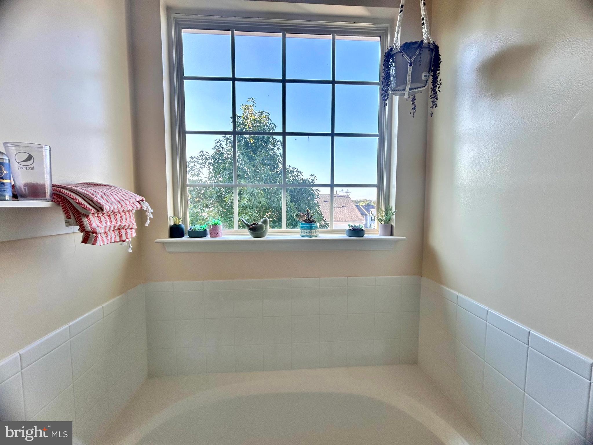 ARCHERS ROCK - Residential