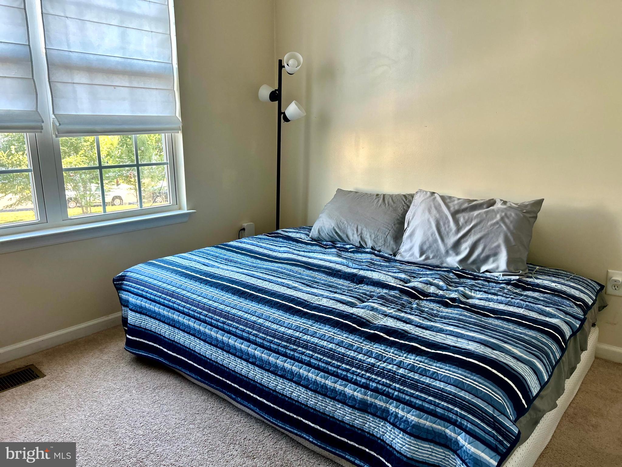 ARCHERS ROCK - Residential