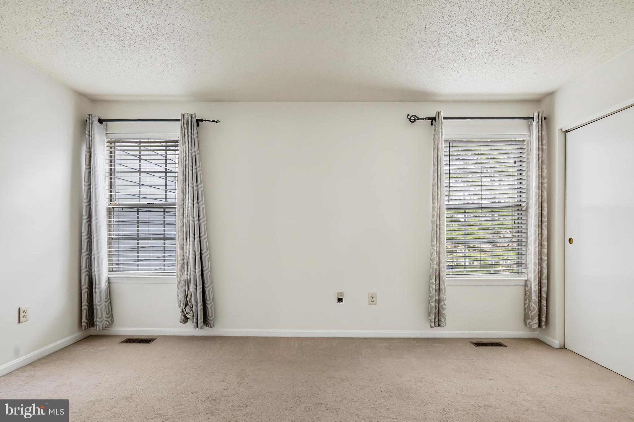 DORSEY HALL - Residential