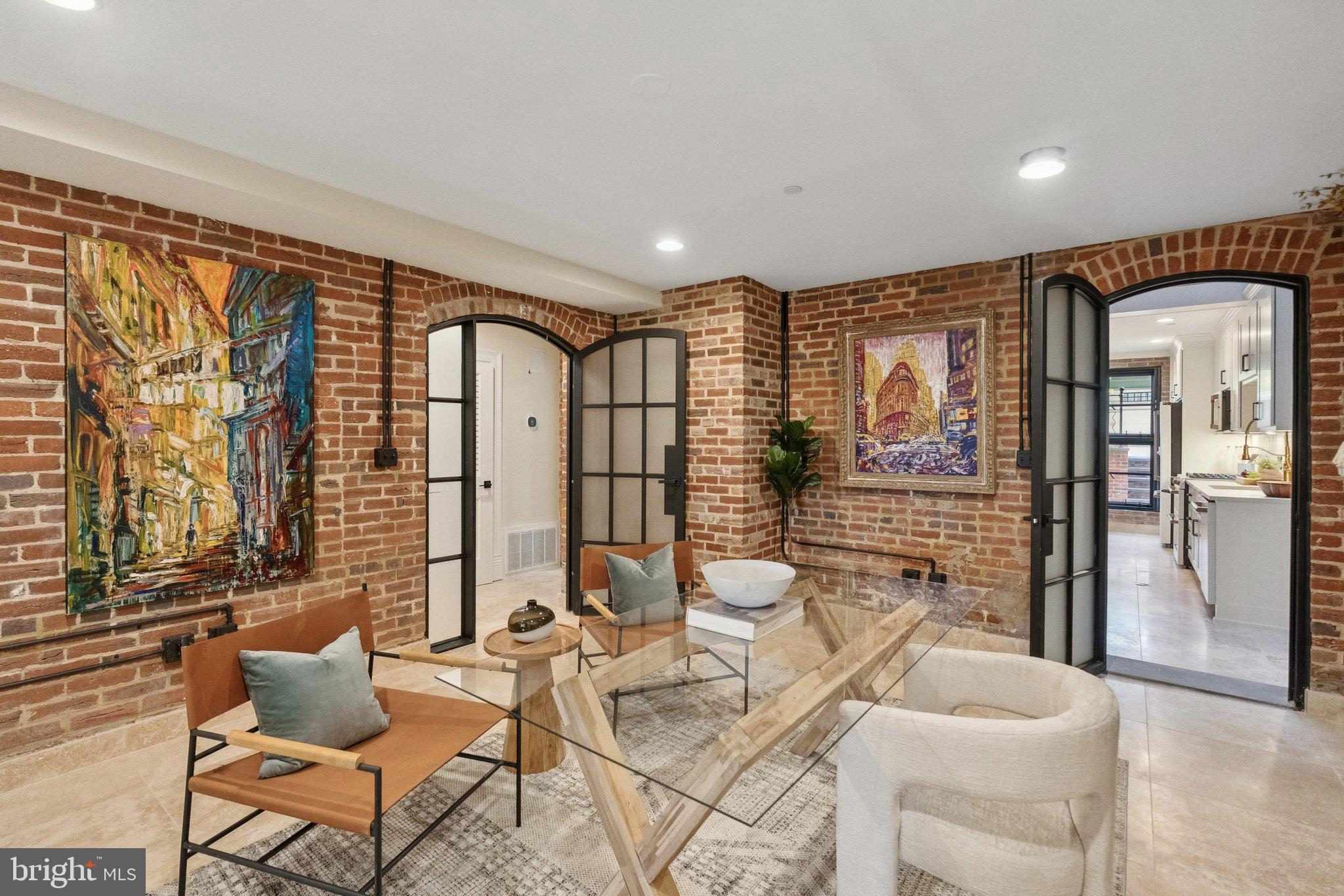 14TH STREET CORRIDOR - Residential