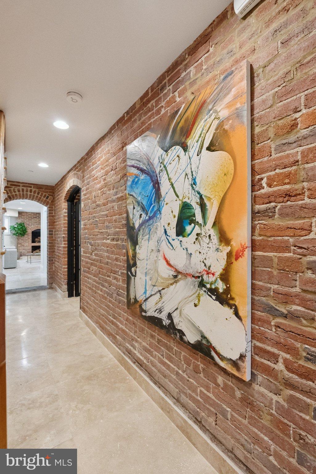 14TH STREET CORRIDOR - Residential