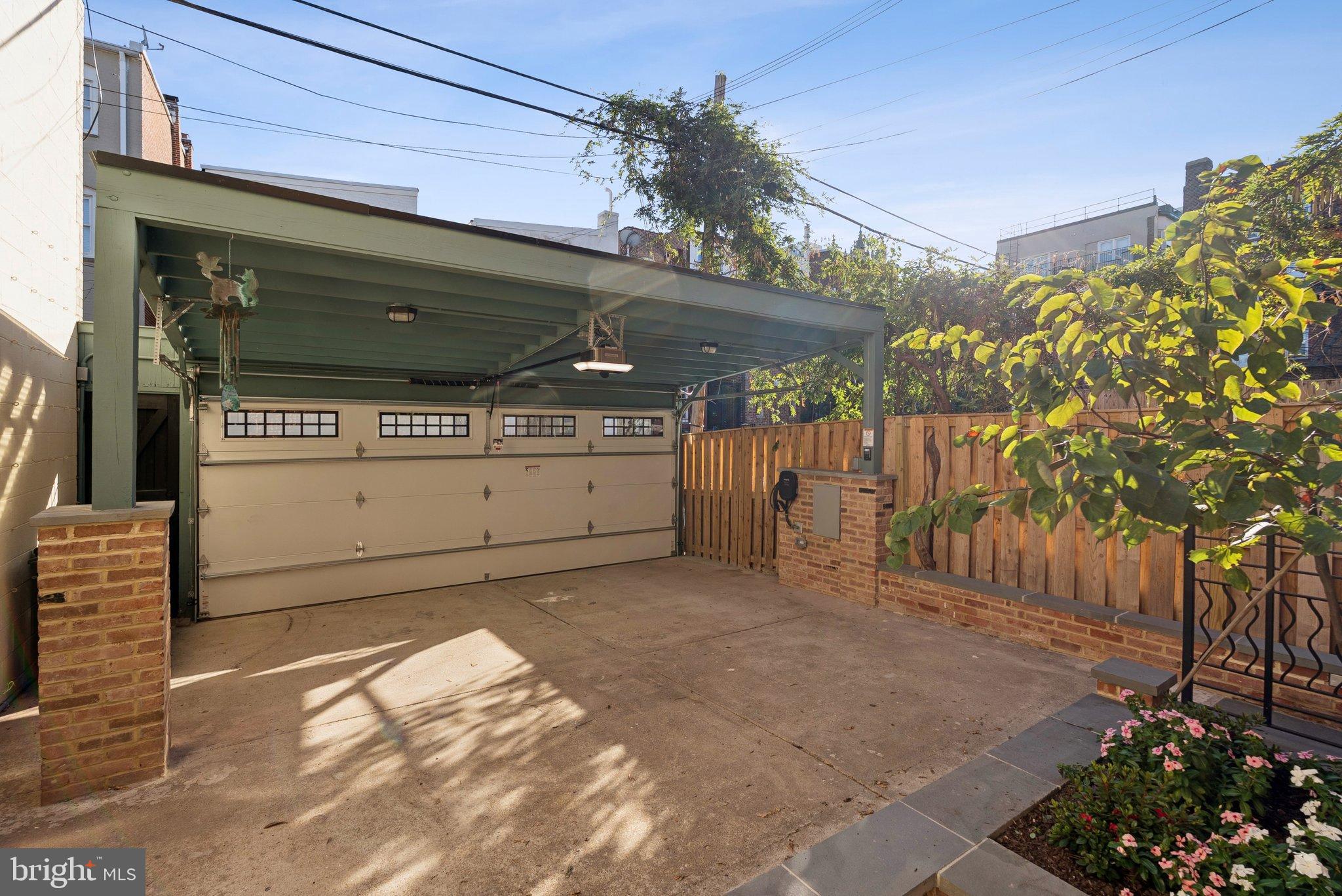 14TH STREET CORRIDOR - Residential