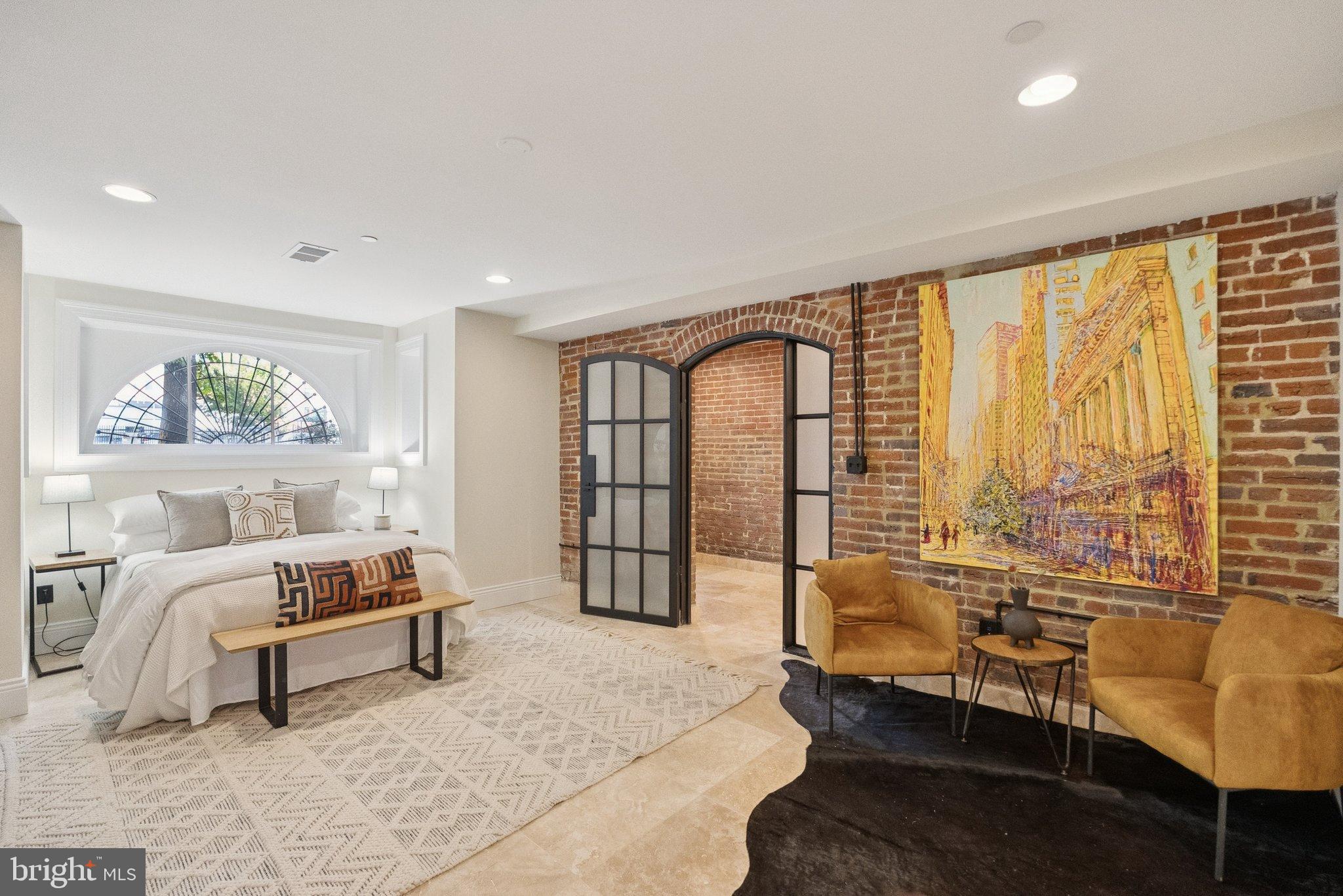 14TH STREET CORRIDOR - Residential
