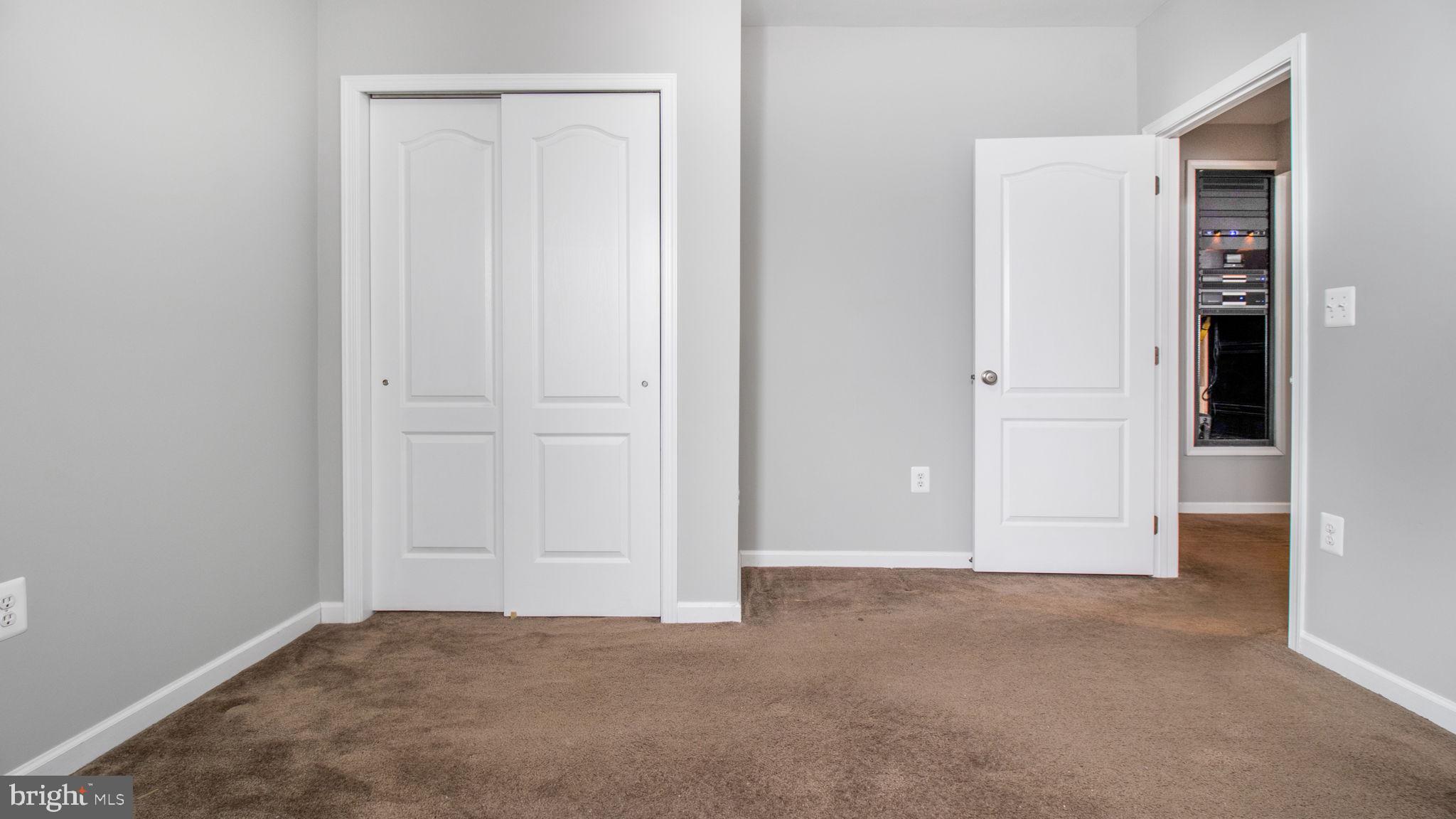 DOMINION VALLEY COUNTRY CLUB - Residential