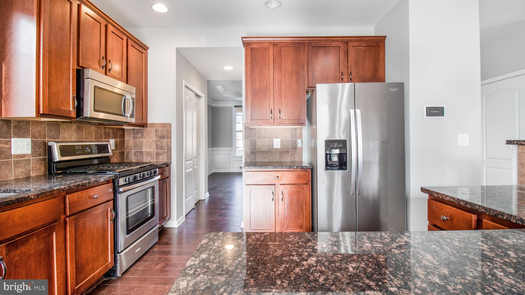 DOMINION VALLEY COUNTRY CLUB - Residential