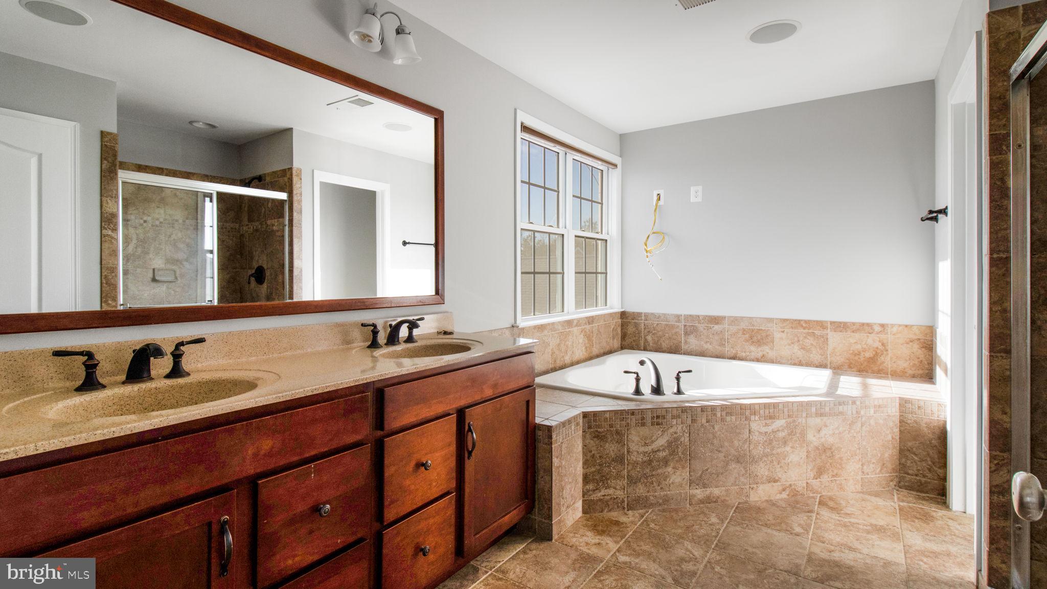 DOMINION VALLEY COUNTRY CLUB - Residential