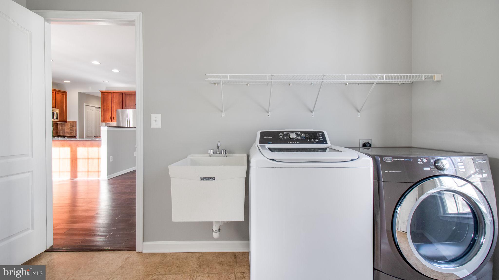 DOMINION VALLEY COUNTRY CLUB - Residential