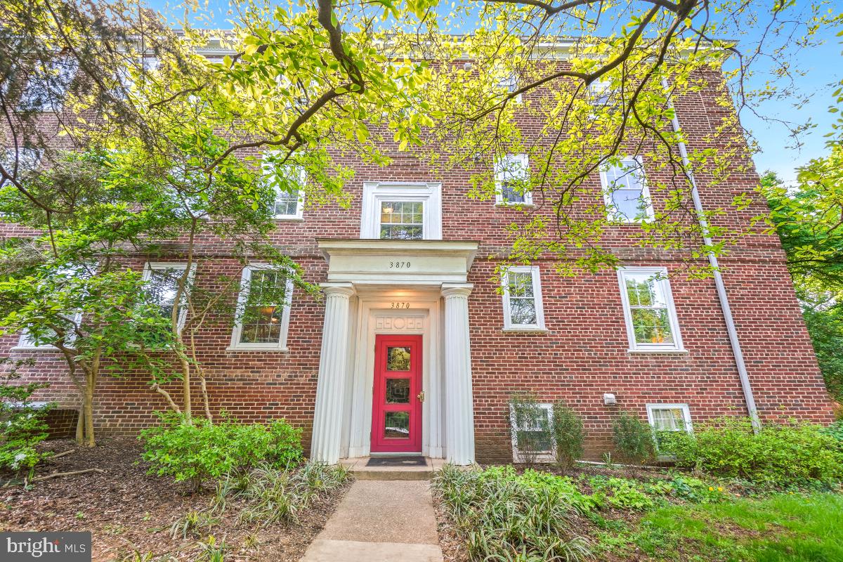 3870 RODMAN STREET NW C219