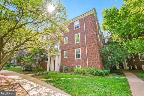 MLS: DCDC2197714