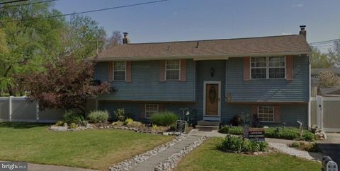 Homes For Sale - 201 Princeton Avenue<br/> Gloucester County, NATIONAL PARK, NJ 08063