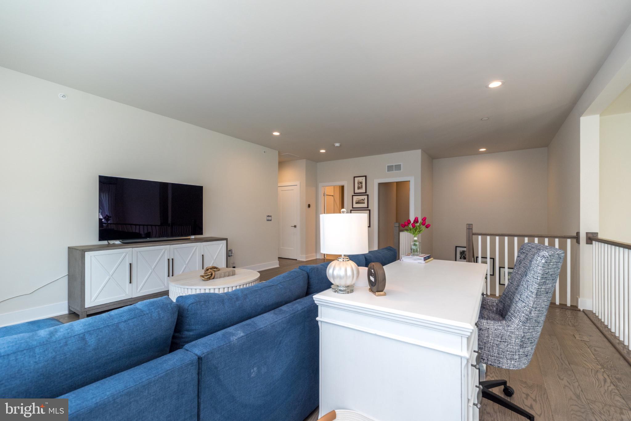 REGENCY AT WATERSIDE - Residential