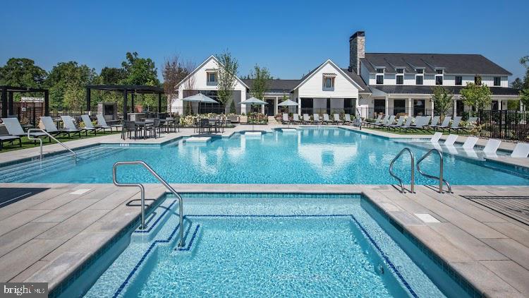 REGENCY AT WATERSIDE - Residential