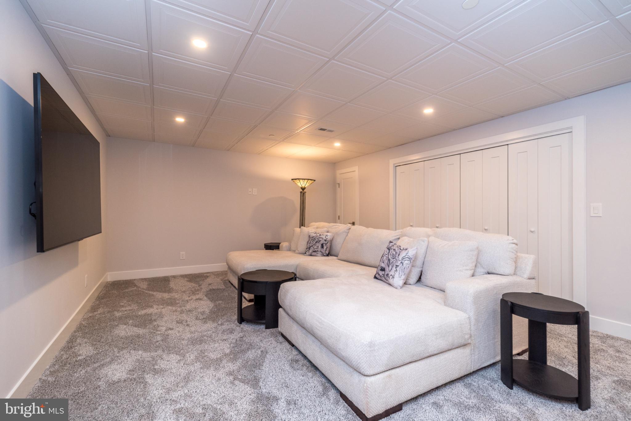 REGENCY AT WATERSIDE - Residential