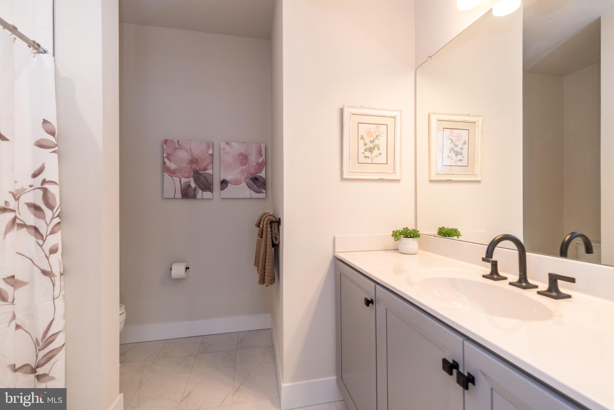 REGENCY AT WATERSIDE - Residential