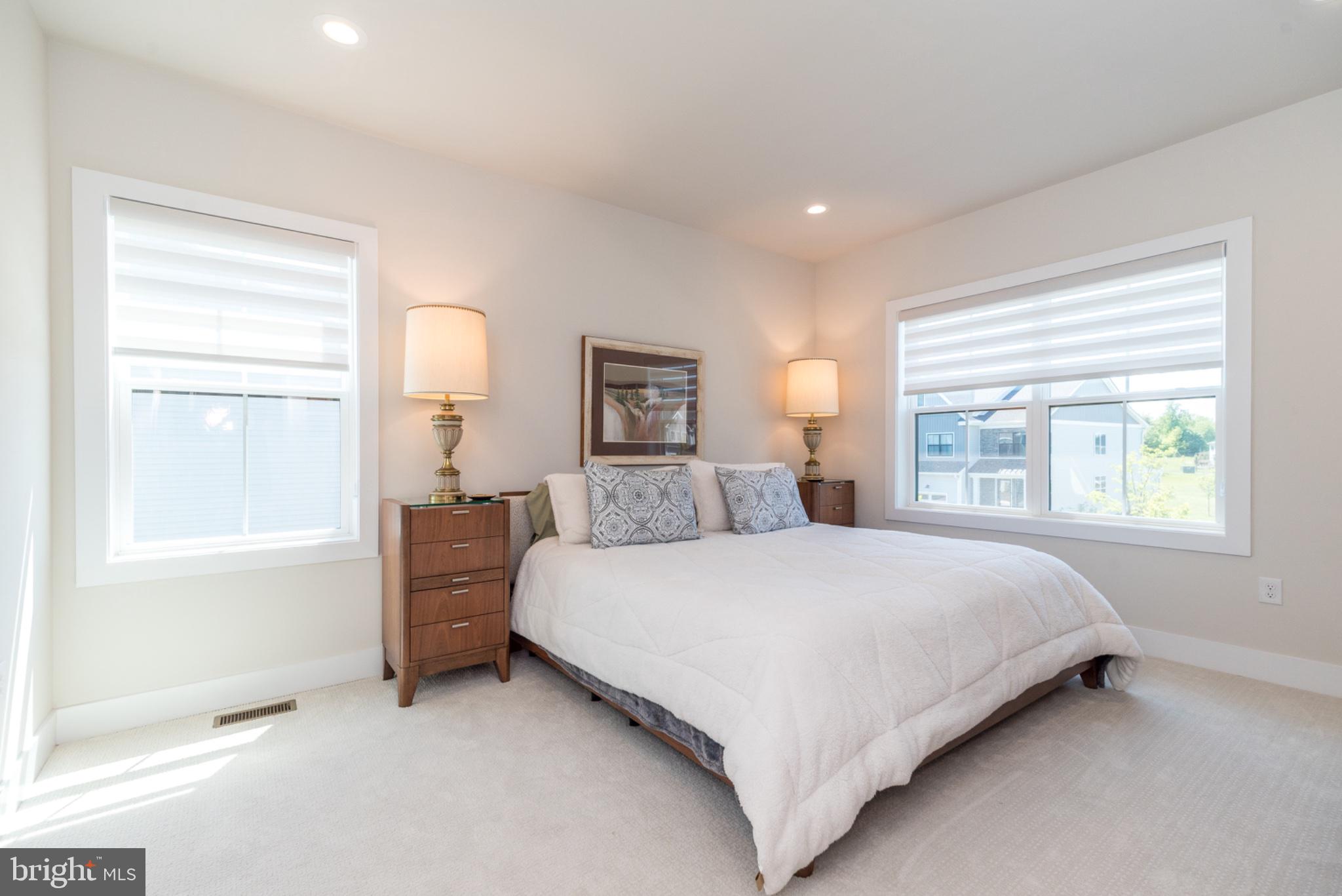 REGENCY AT WATERSIDE - Residential
