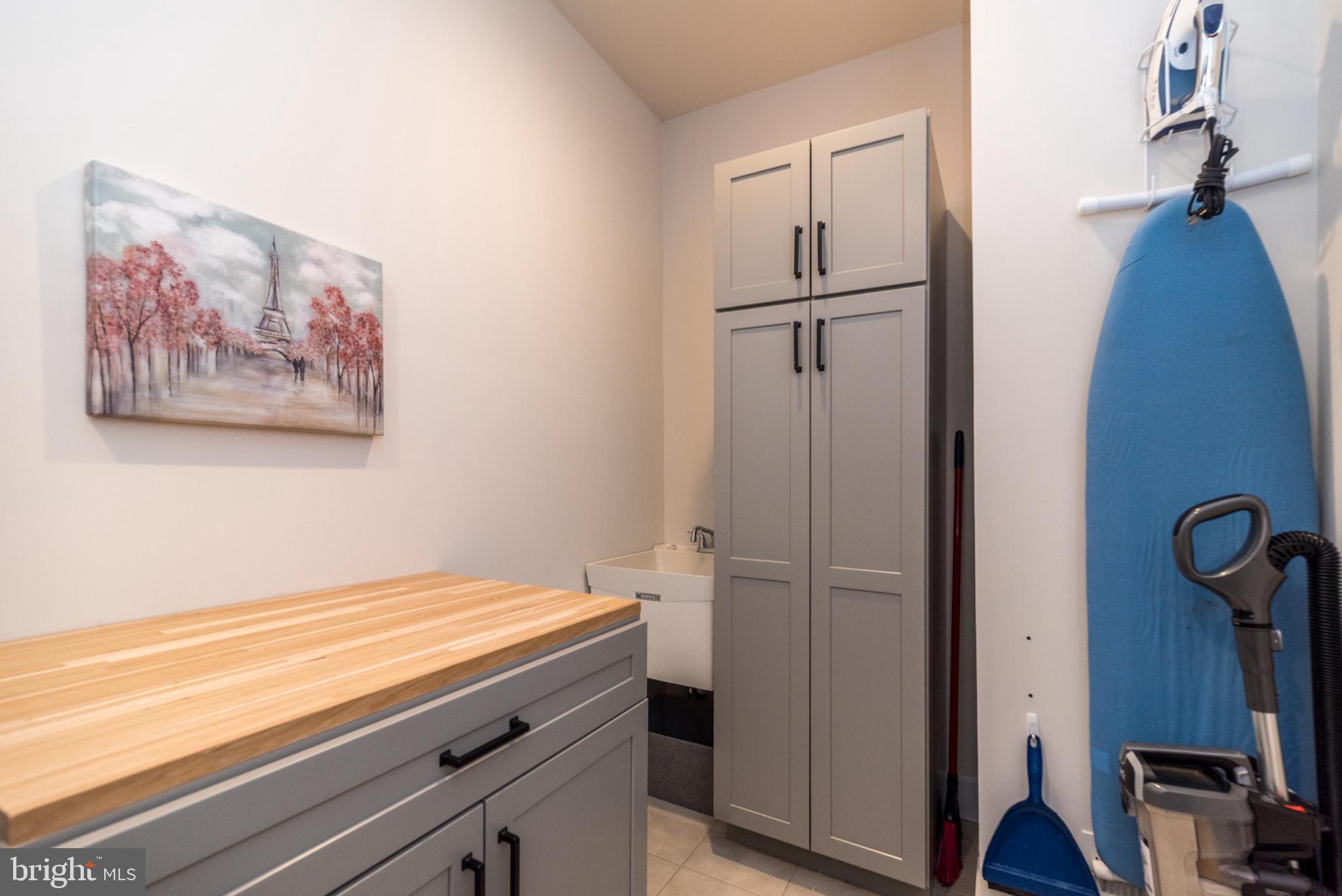 REGENCY AT WATERSIDE - Residential
