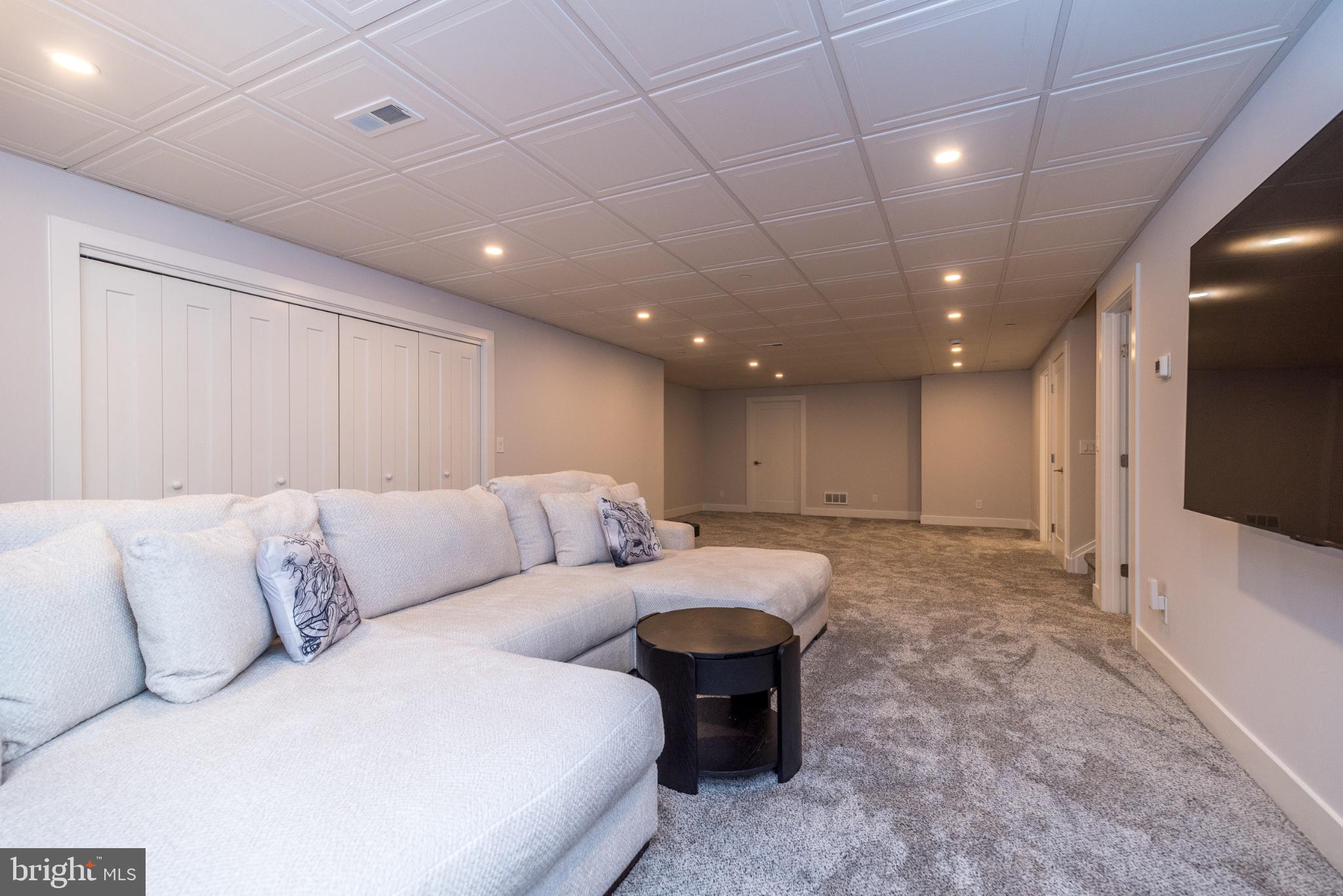 REGENCY AT WATERSIDE - Residential