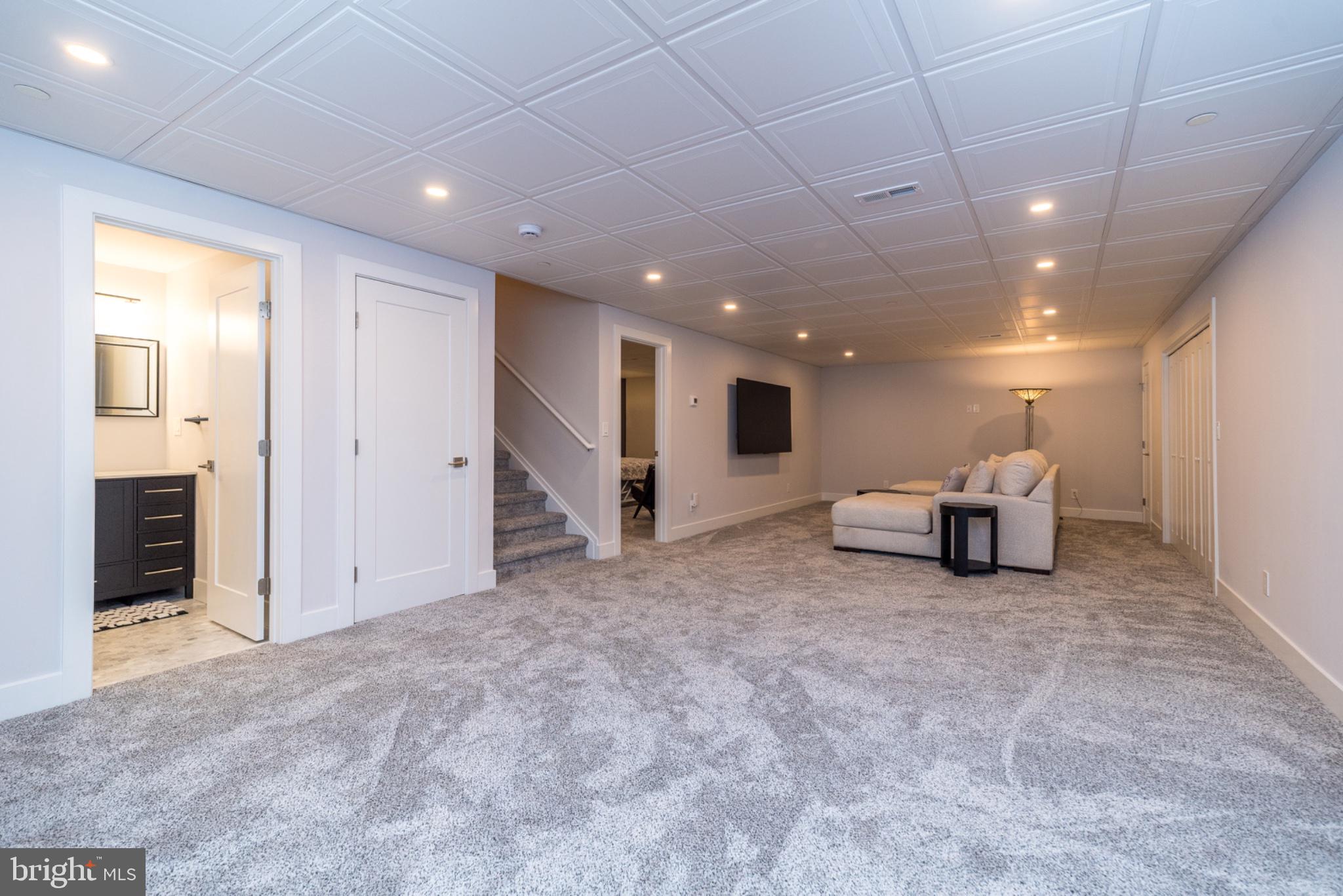 REGENCY AT WATERSIDE - Residential