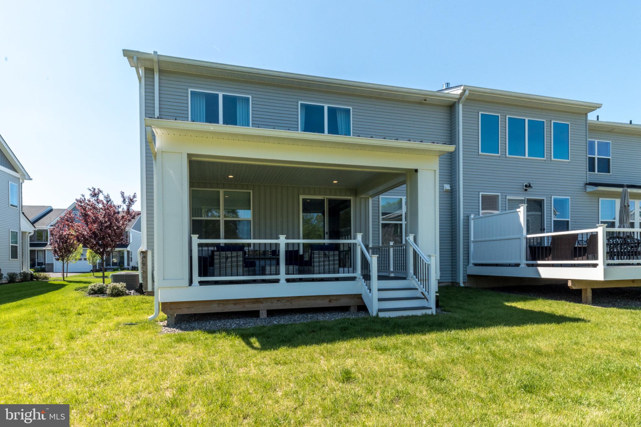 REGENCY AT WATERSIDE - Residential