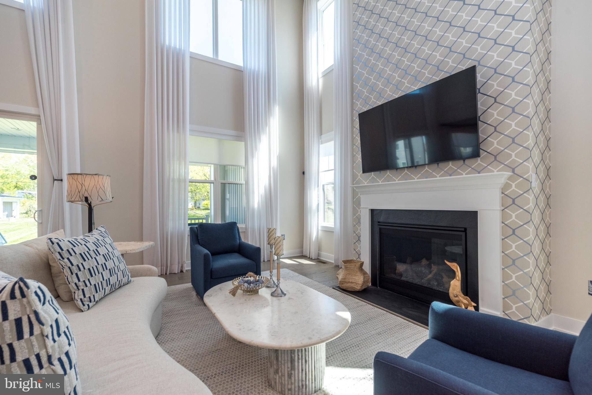 REGENCY AT WATERSIDE - Residential
