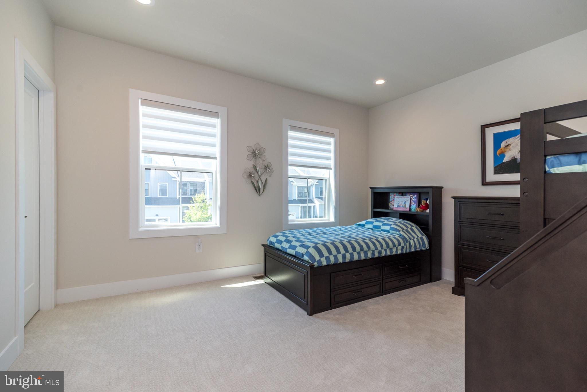 REGENCY AT WATERSIDE - Residential