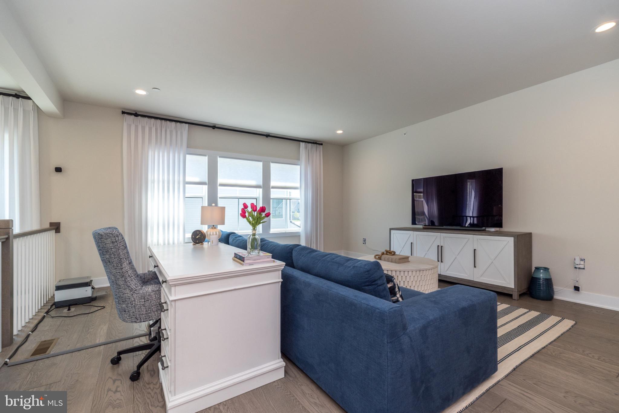 REGENCY AT WATERSIDE - Residential
