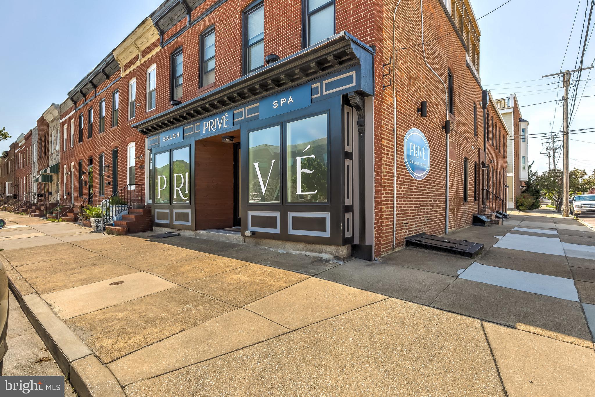 LOCUST POINT - Residential