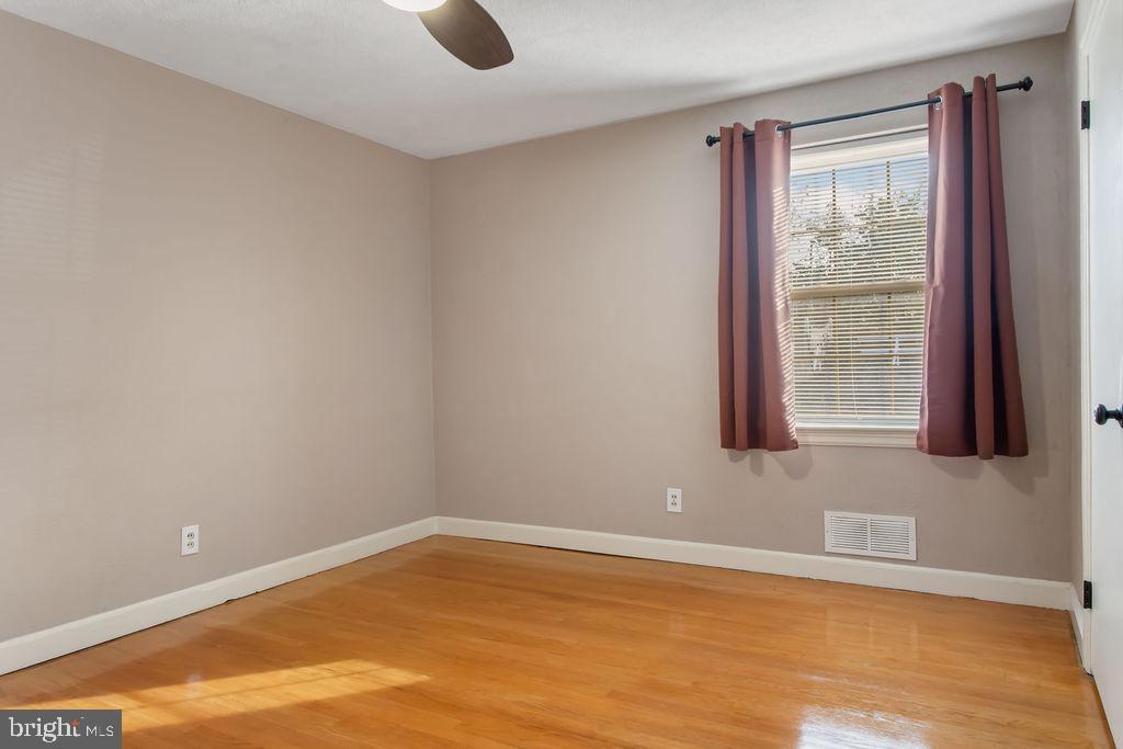 RED LION - Residential