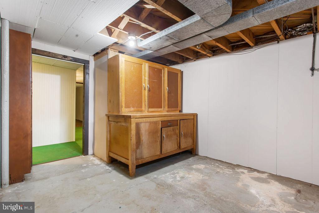 RED LION - Residential