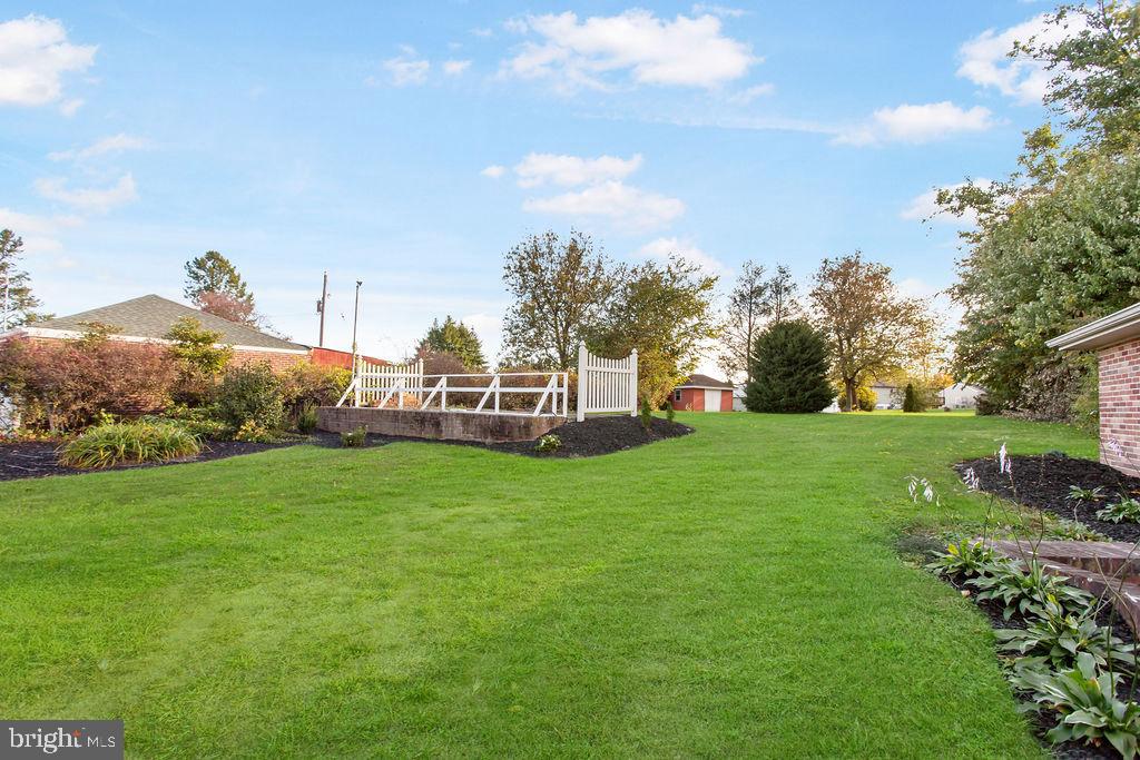 RED LION - Residential