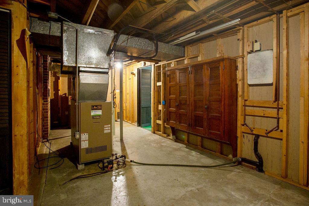 RED LION - Residential