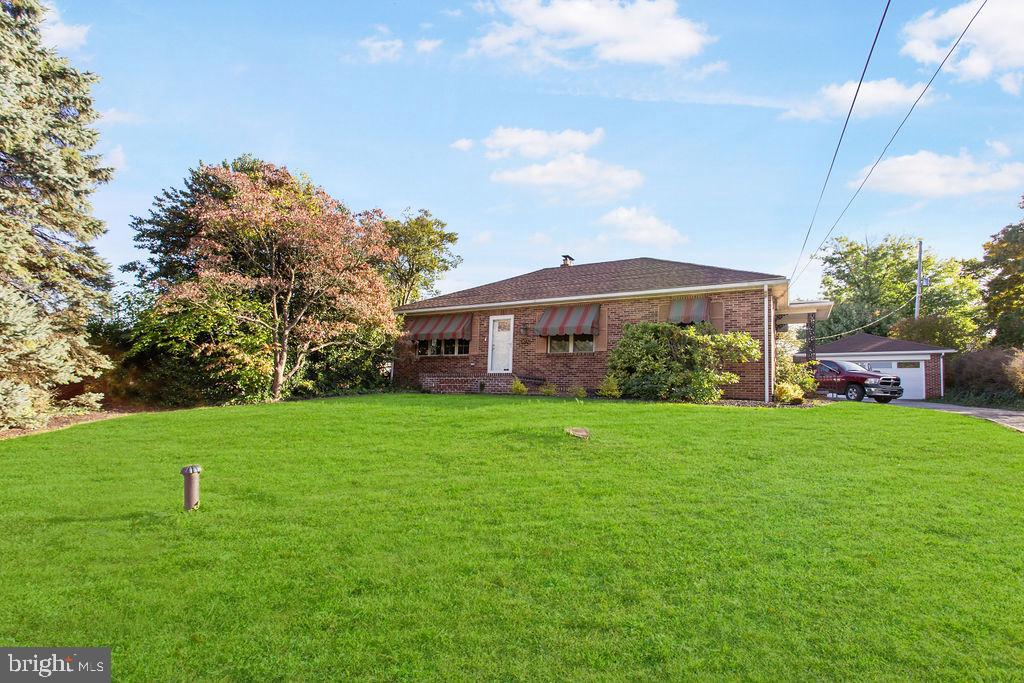 RED LION - Residential