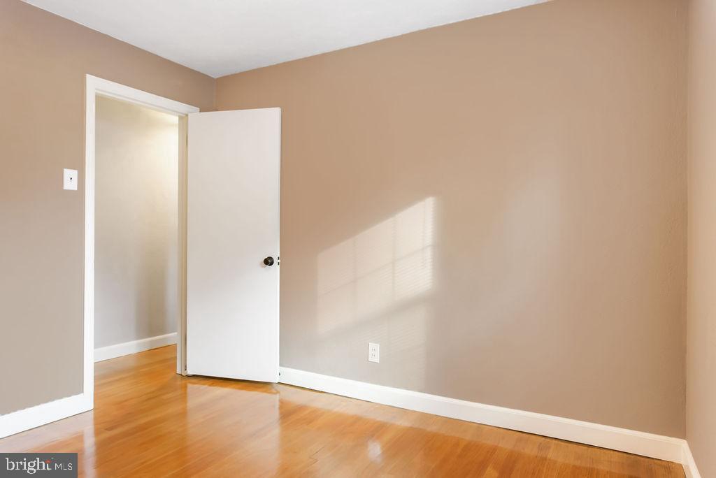 RED LION - Residential