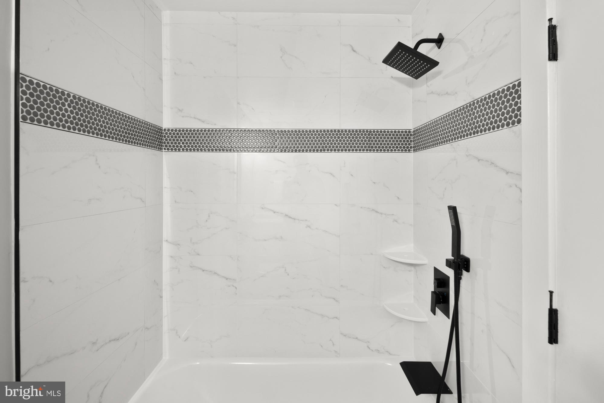 DOVER BALMORAL RIVERWOOD - Residential