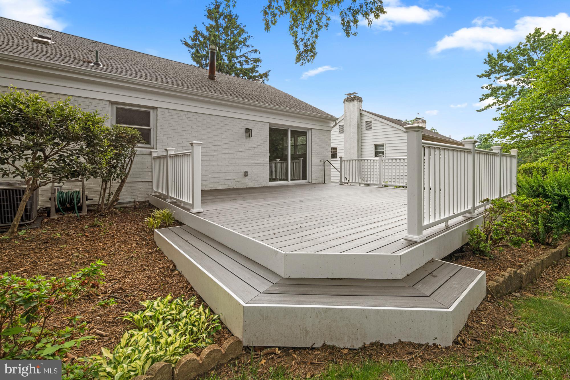 DOVER BALMORAL RIVERWOOD - Residential