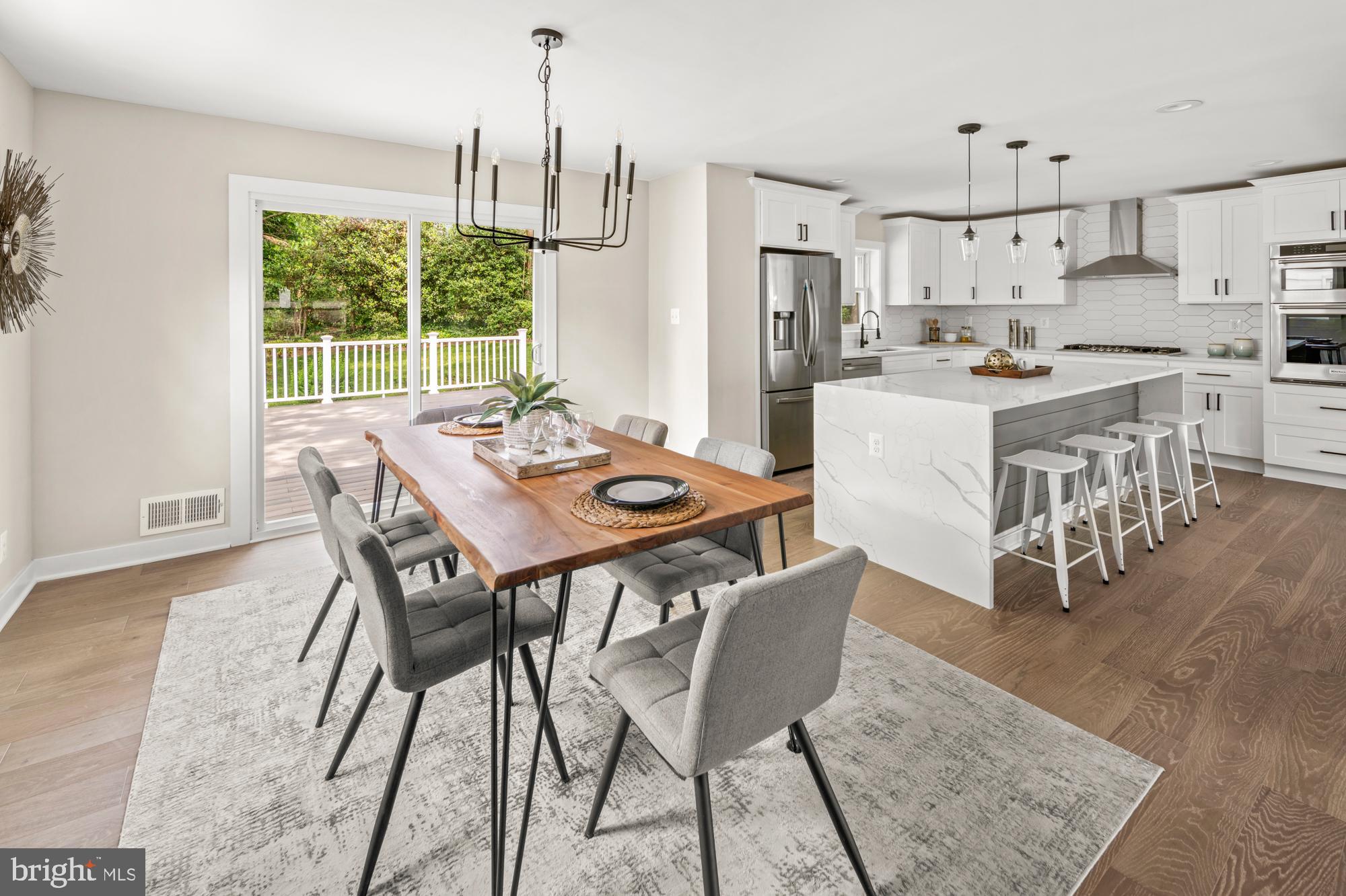 DOVER BALMORAL RIVERWOOD - Residential