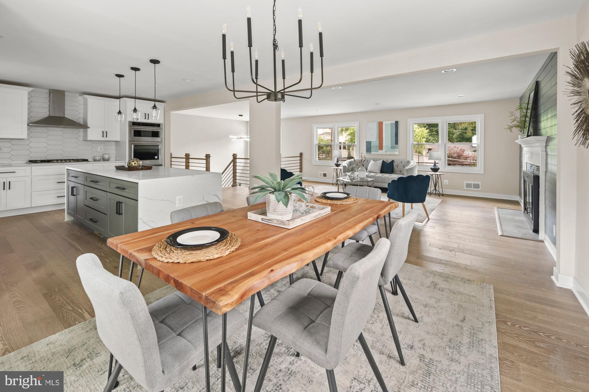 DOVER BALMORAL RIVERWOOD - Residential