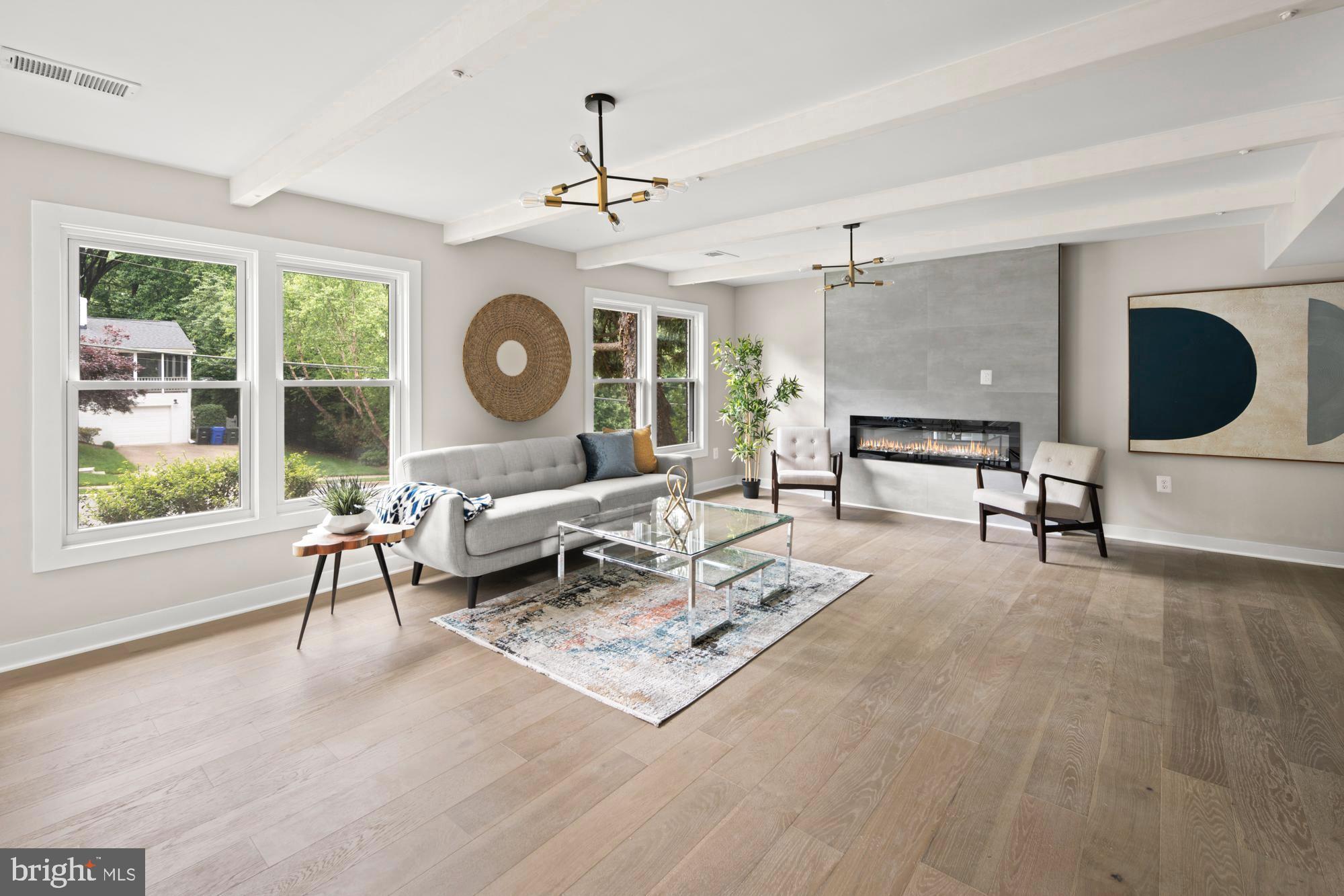 DOVER BALMORAL RIVERWOOD - Residential