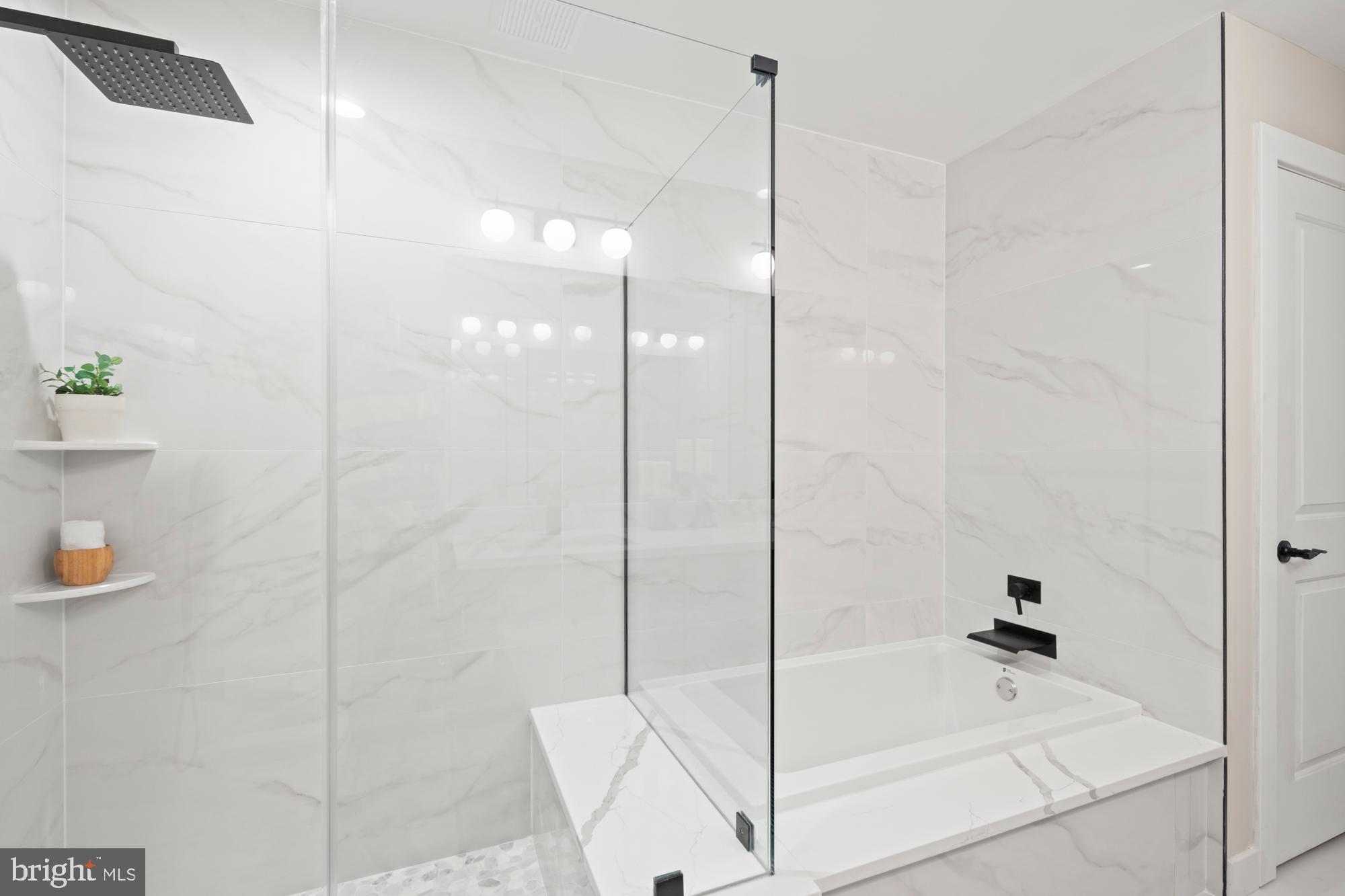 DOVER BALMORAL RIVERWOOD - Residential