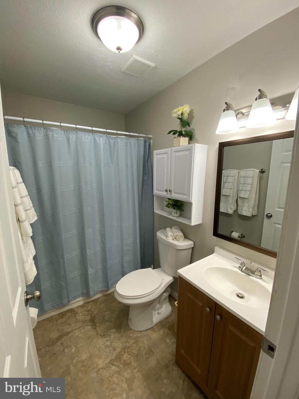 AMISSVILLE - Residential