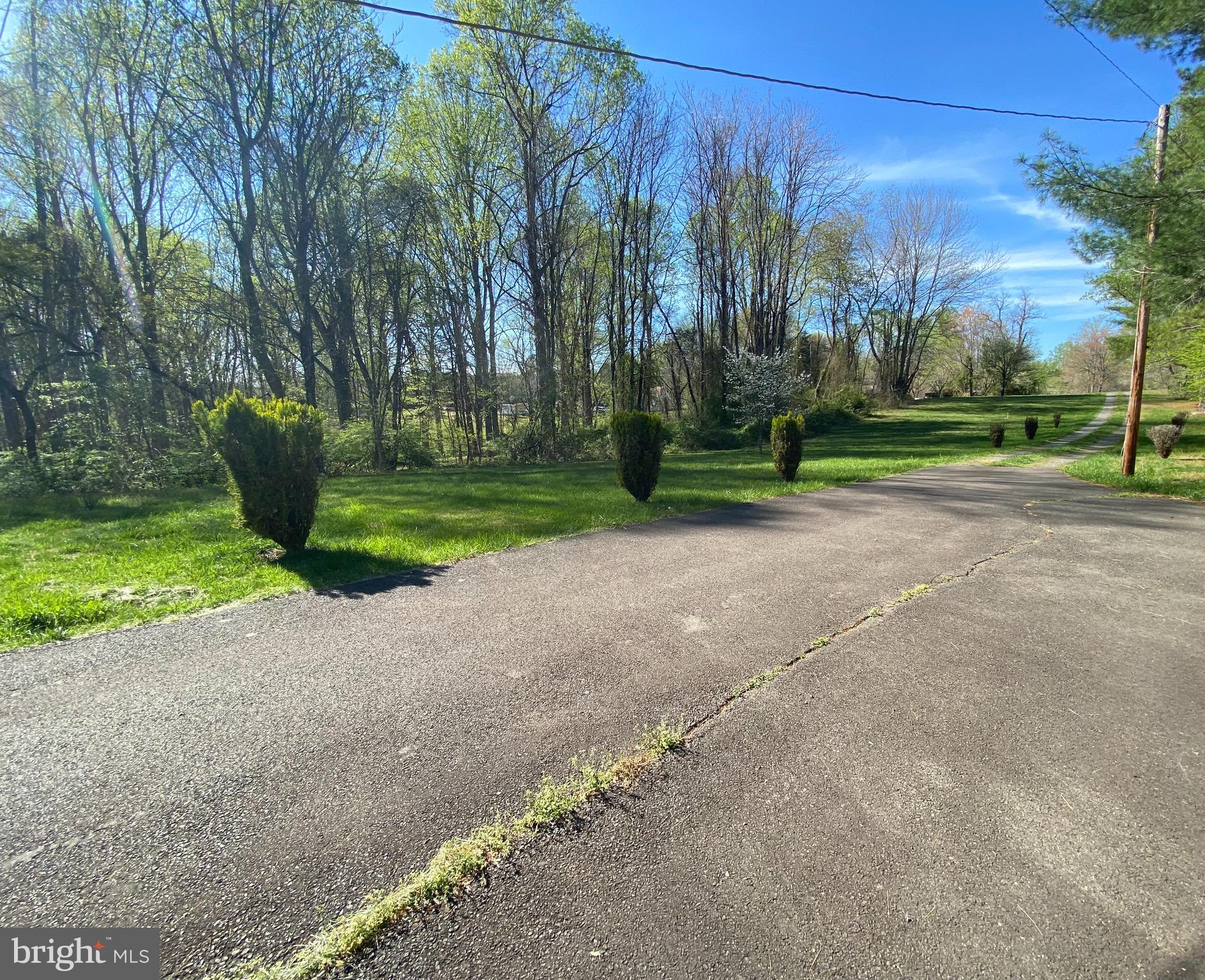 AMISSVILLE - Residential