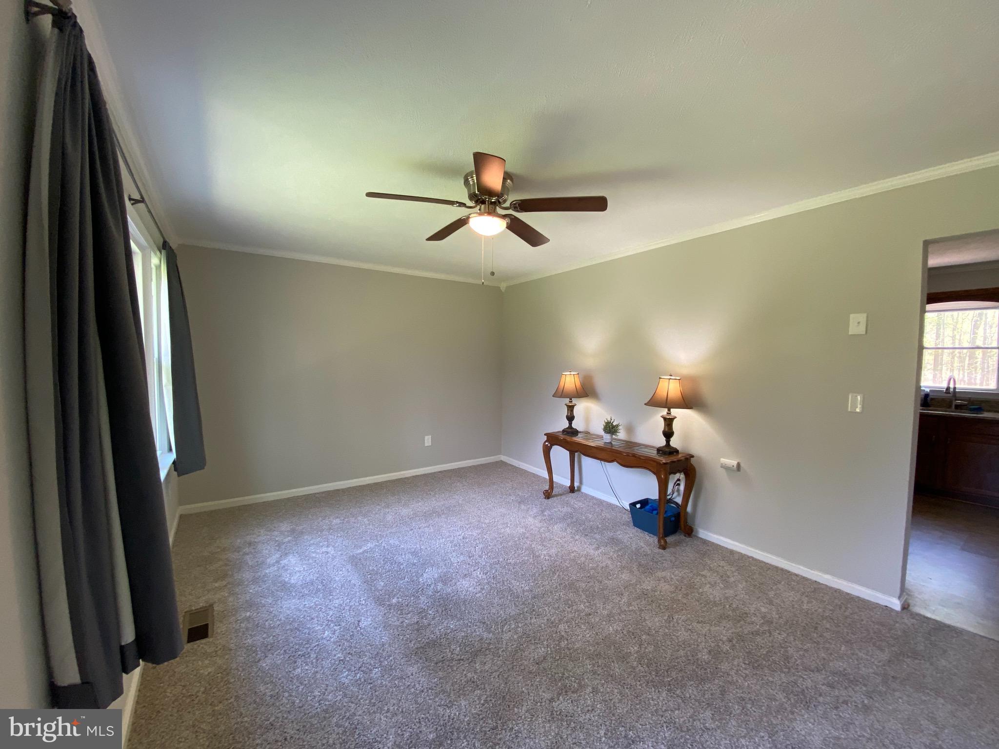 AMISSVILLE - Residential