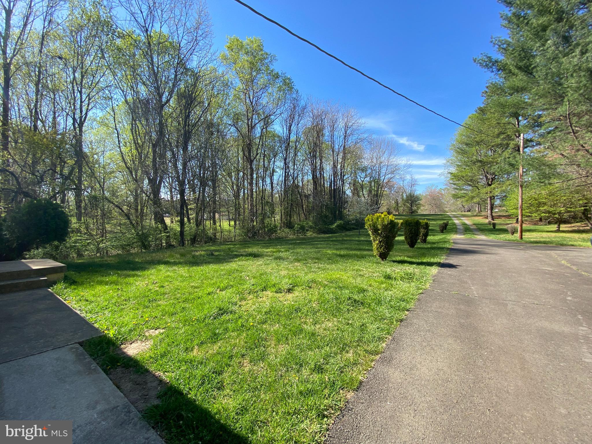 AMISSVILLE - Residential